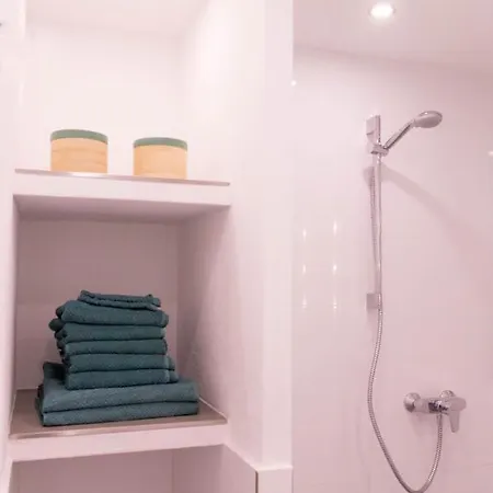 Apartament Design Studio Near Oktoberfest & Free Parking